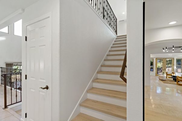 Interior, Recessed Lighting