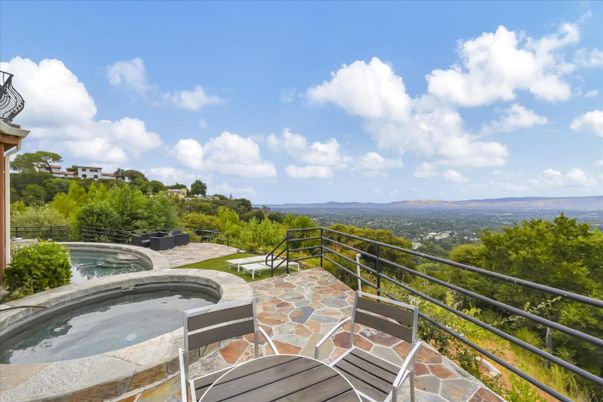 Exterior, Pool, Other