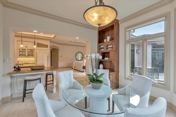 Dining room, Interior, Kitchen, Pendant Lights, Recessed Lighting
