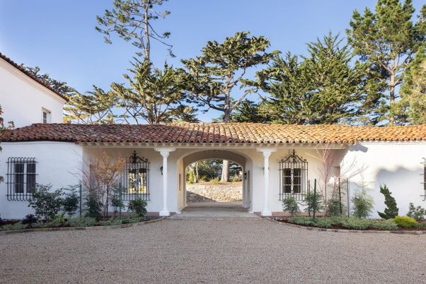 Exterior, Facade, Spanish Mediterranean