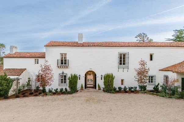 Backyard, Exterior, Facade, Spanish Mediterranean