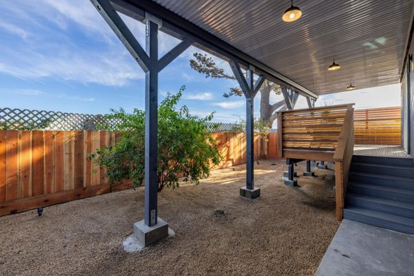 Backyard, Exterior