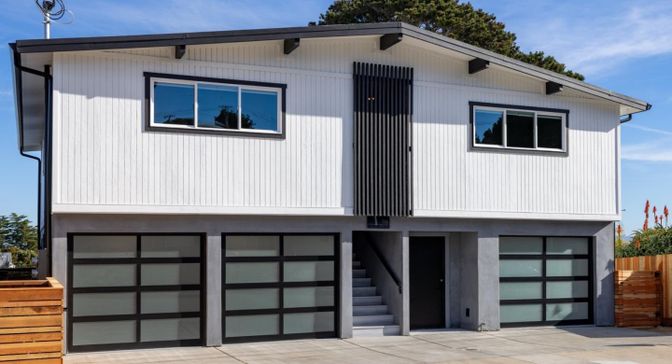 Attached, Exterior, Facade, Modern