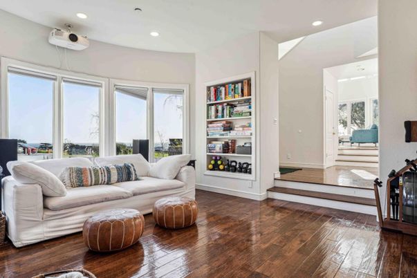 Interior, Living room, Recessed Lighting, Wood Texture Flooring