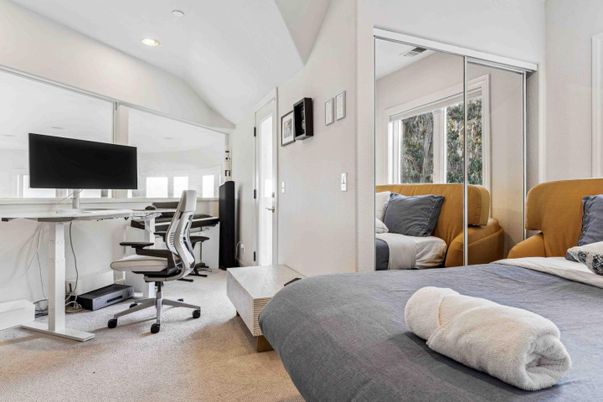 Bedroom, Home Office, Interior, Recessed Lighting