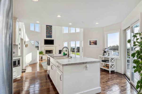 Fireplace, Interior, Kitchen, Recessed Lighting, Wood Texture Flooring