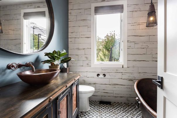 Bathroom, Dual Sink Vanities, Interior