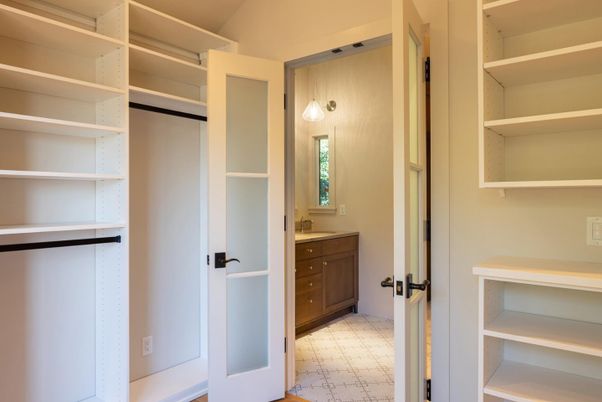 Interior, Pendant Lights, Walk-in Closets