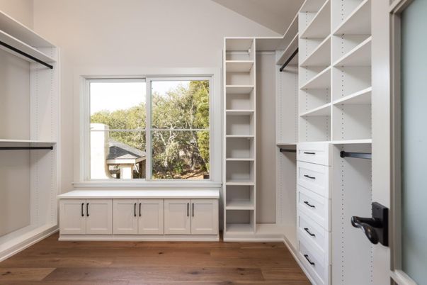 Interior, Walk-in Closets, Wood Texture Flooring
