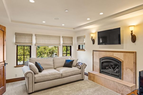 Fireplace, Interior, Living room, Recessed Lighting