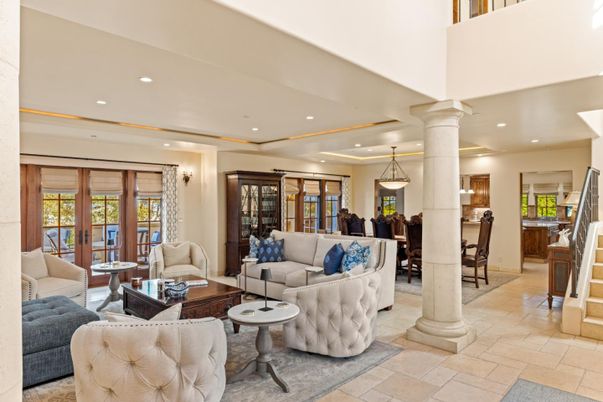Dining room, Interior, Living room, Pendant Lights, Recessed Lighting