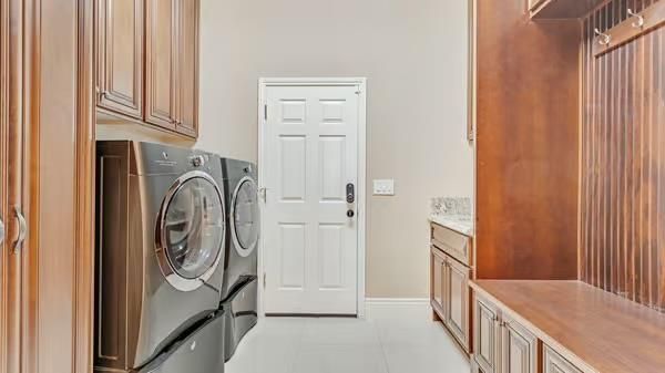 Interior, Washer