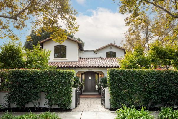 Exterior, Facade, Spanish Mediterranean