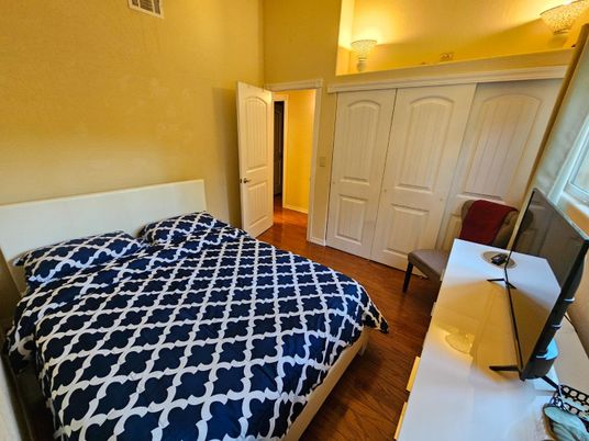 Bedroom, Interior, Wood Texture Flooring