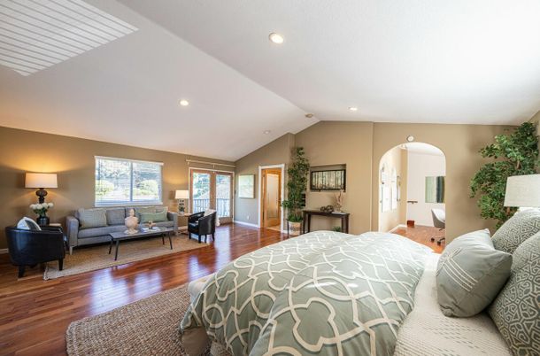 Bedroom, Interior, Recessed Lighting, Wood Texture Flooring