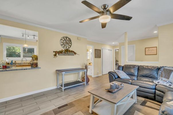 Interior, Living room, Pendant Lights, Recessed Lighting, Wood Texture Flooring