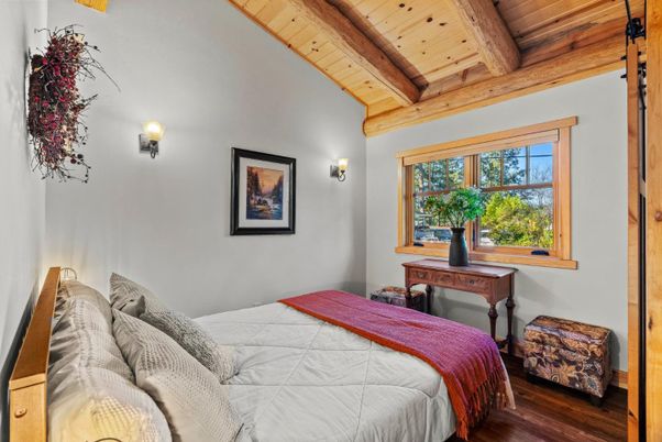 Bedroom, Interior, Wooden Beams, Wooden Ceilings, Wood Texture Flooring