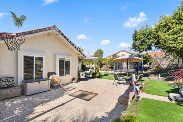 Backyard, Exterior, Hot Tub