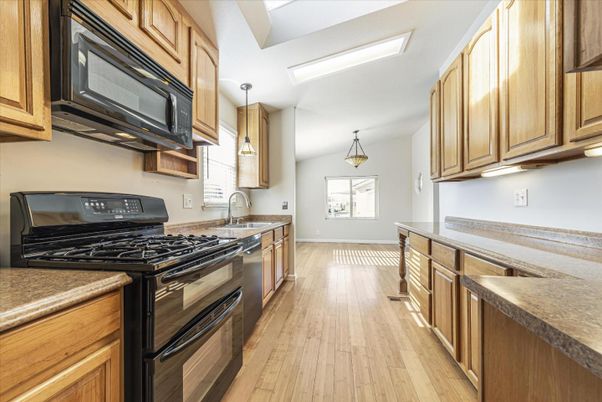 Interior, Kitchen, Pendant Lights, Wood Texture Flooring