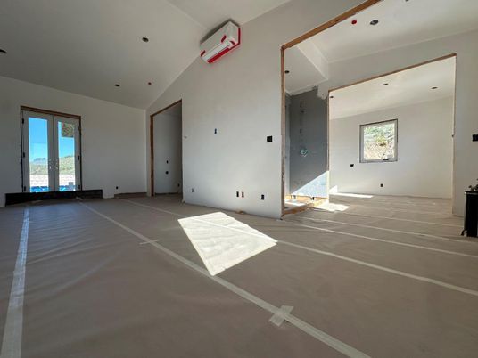 Empty room, Interior, Recessed Lighting