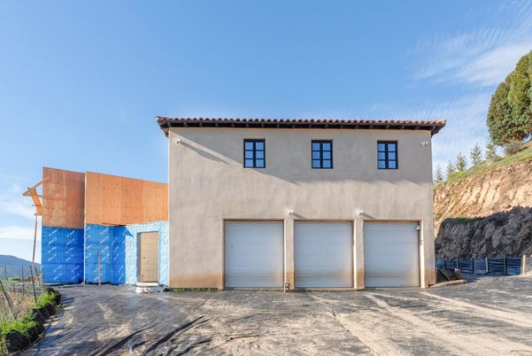 Detached Garage, Exterior