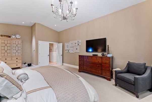 Bedroom, Chandelier, Interior, Recessed Lighting