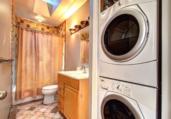 Bathroom, Interior, Utility Closets, Washer