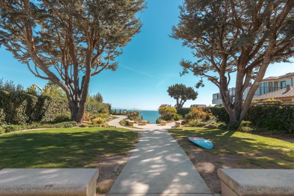 Backyard, Exterior, Water