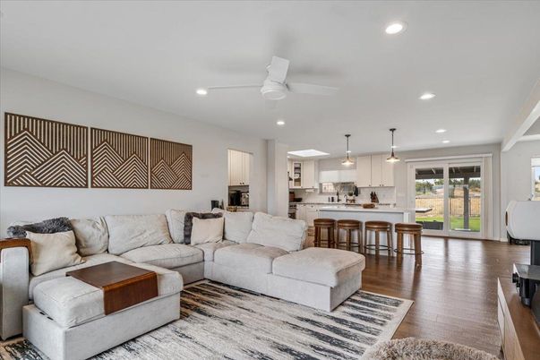 Interior, Kitchen, Living room, Pendant Lights, Recessed Lighting, Stainless Steel Appliances, Wood Texture Flooring