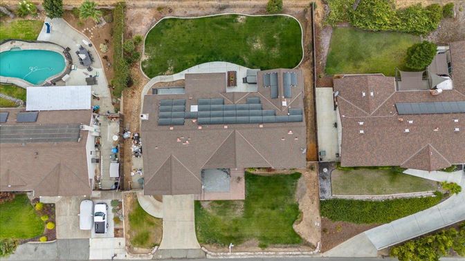 Exterior, Drone