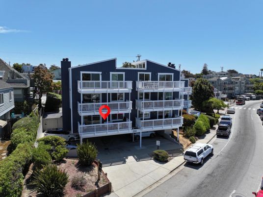 Exterior, Facade, Condo Building