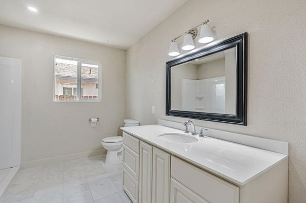 Bathroom, Interior, Marble, Recessed Lighting