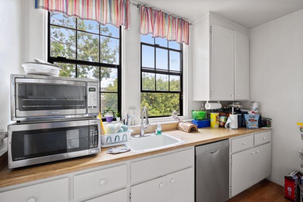 Interior, Kitchen, Stainless Steel Appliances, Wood Texture Flooring