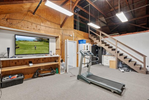Fitness Equipment, Interior, Wooden Beams, Wooden Ceilings, Wooden Walls