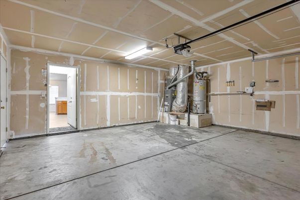 Garage, Interior
