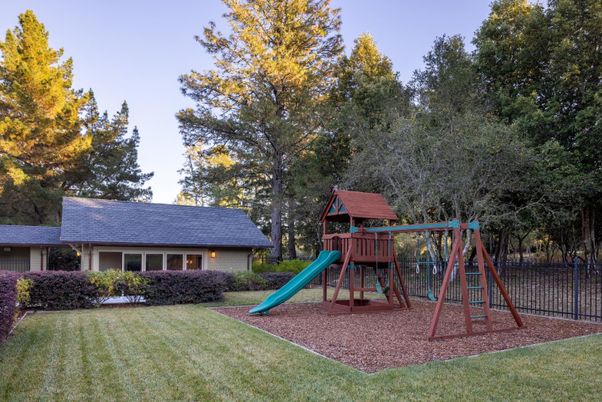 Backyard, Exterior, Playground
