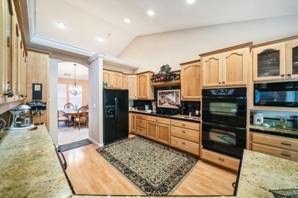 Dining room, Interior, Kitchen, Pendant Lights, Recessed Lighting, Wood Texture Flooring