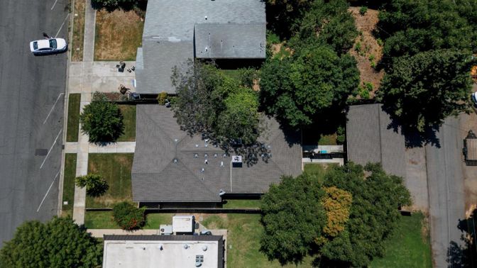 Exterior, Drone