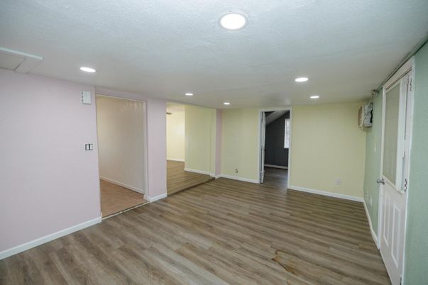 Empty room, Interior, Recessed Lighting, Wood Texture Flooring