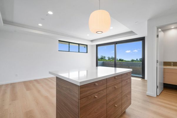 Interior, Pendant Lights, Recessed Lighting, Wood Texture Flooring