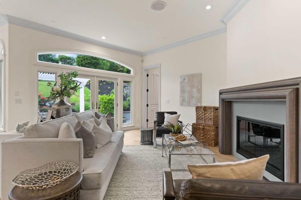 Fireplace, Interior, Living room, Recessed Lighting