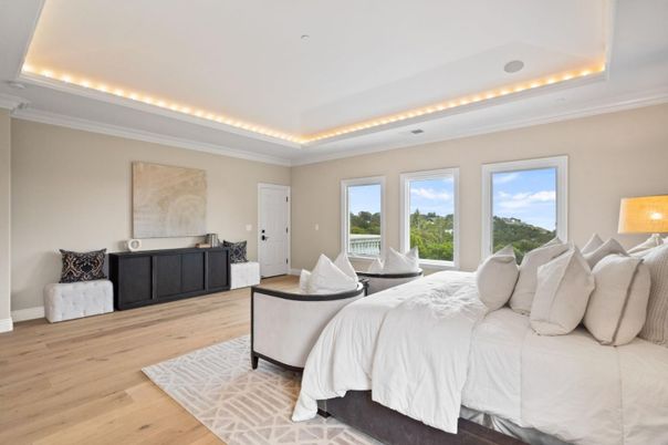 Bedroom, Interior, Recessed Lighting, Wood Texture Flooring