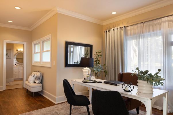 Home Office, Interior, Recessed Lighting, Wood Texture Flooring