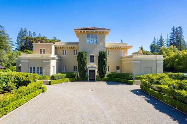 Backyard, Exterior, Facade, Mediterranean