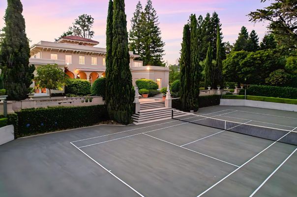 Exterior, Tennis Courts