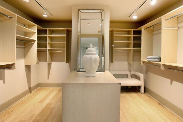 Interior, Recessed Lighting, Walk-in Closets, Wood Texture Flooring