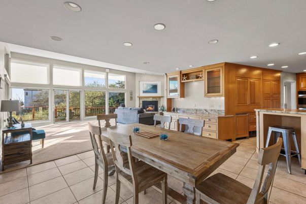 Dining room, Fireplace, Interior, Kitchen, Living room, Recessed Lighting