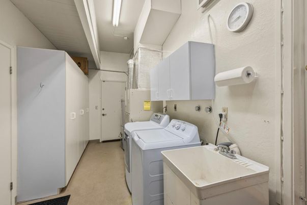 Interior, Washer
