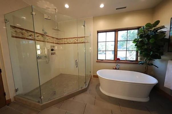 Bathroom, Free Standing Baths, Glass Shower, Interior, Recessed Lighting
