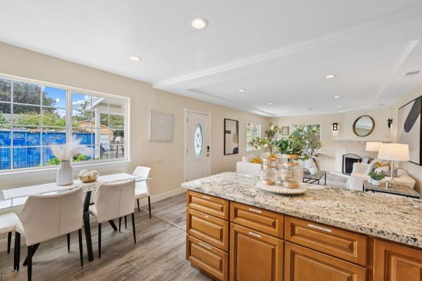 Dining room, Interior, Living room, Recessed Lighting, Wood Texture Flooring